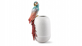 Ваза Lladro Попугай красный 56х29х24 см, фарфор